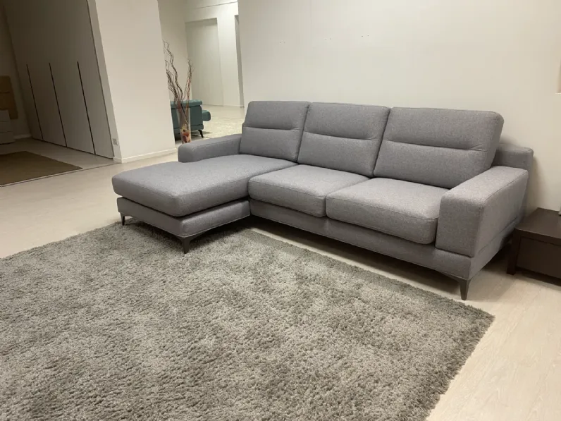 Divano Con penisola Mod newport Samoa in Offerta Outlet a 1390