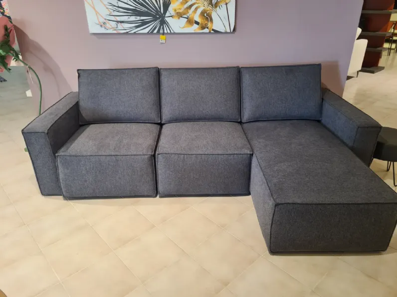 Divano Con penisola Mono Samoa in Offerta Outlet a 1790 Euro