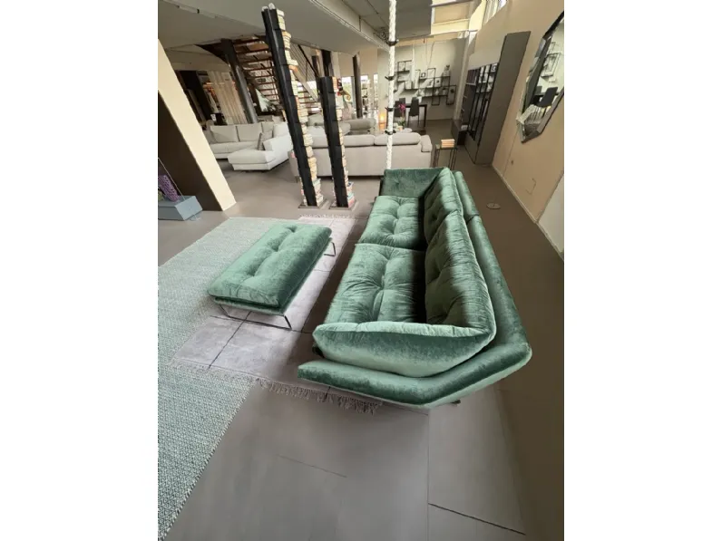 Divano Lineare modello New york suite di Saba con forte sconto