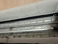 Divano moderno tessuto Niko di Delta salotti con sconto del - 60%