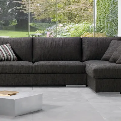Divano modello Zeus con chaise-longue