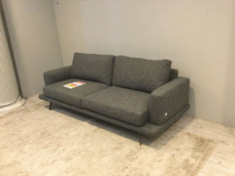 Divano Philip 77 Doimo salotti: SCONTO ESCLUSIVO