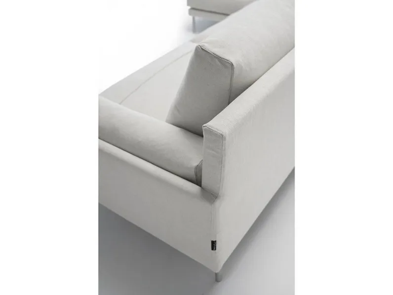 Divano tessuto in piuma  Bm design a prezzo Outlet