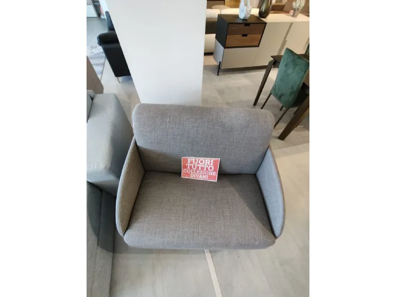 Divano Poltrona letto modello brando Artigianale a PREZZO OUTLET scontato del 20%