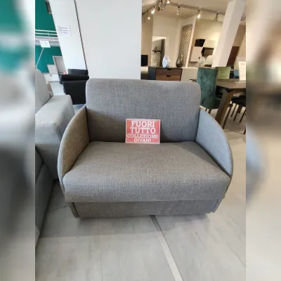 Divano Poltrona letto modello brando Artigianale a PREZZO OUTLET scontato del 20%