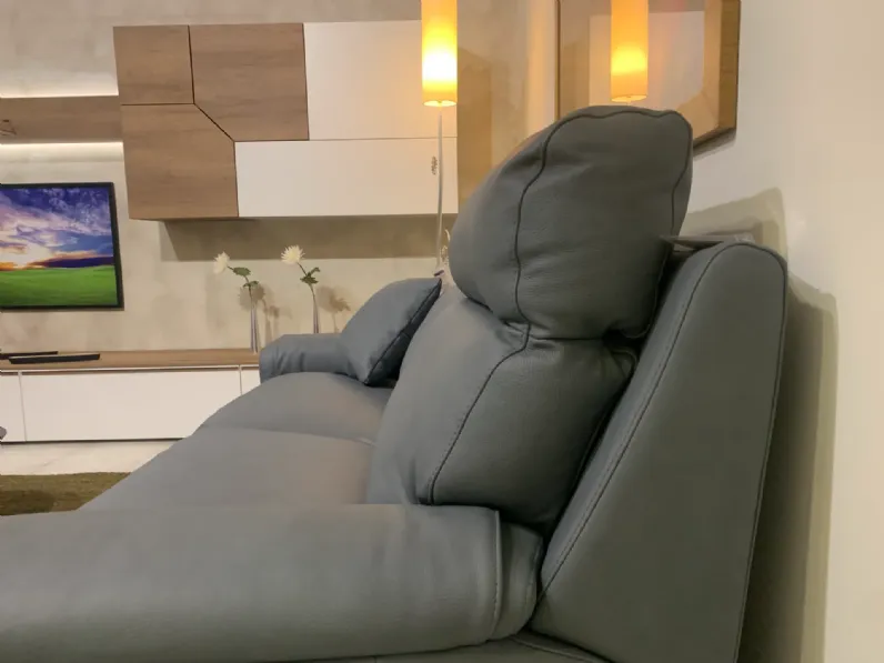 Divano in Pelle stile moderno modello Refrain scontato - 37%