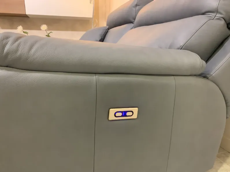 Divano in Pelle stile moderno modello Refrain scontato - 37%