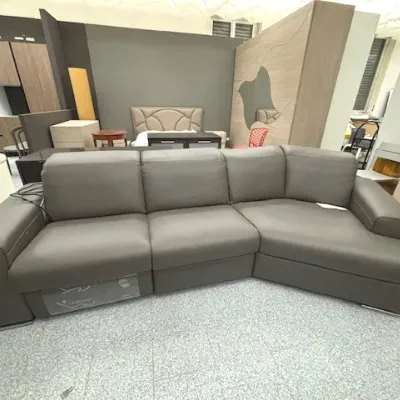 Divano moderno pelle Andy di Doimo sofas con sconto del - 50%