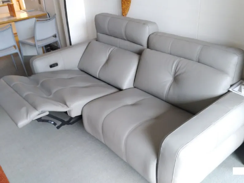 Divano relax Antares leg  Nicoline a PREZZO OUTLET scontato del 38%