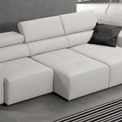 Lineare modello Divano mod.bongo con sedute estraibili rivestito in pelle fiore in promo-sconto del 30% di Exc in offerta