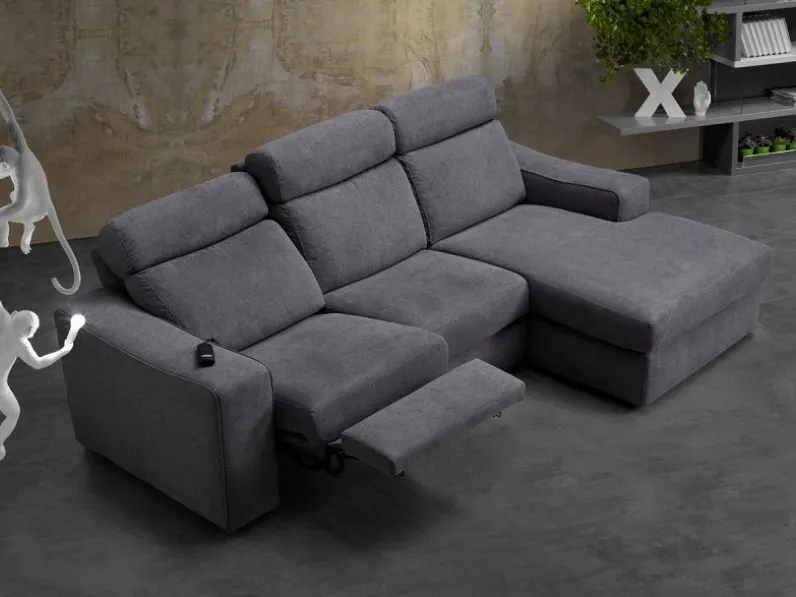 Divano Divano-relax mod.ren con meccanismo elettrico in promo-sconto del 50% Exc a PREZZO OUTLET scontato del 50%