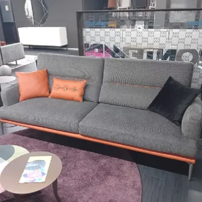 Divano moderno tessuto Feng di Egoitaliano con sconto del - 35%