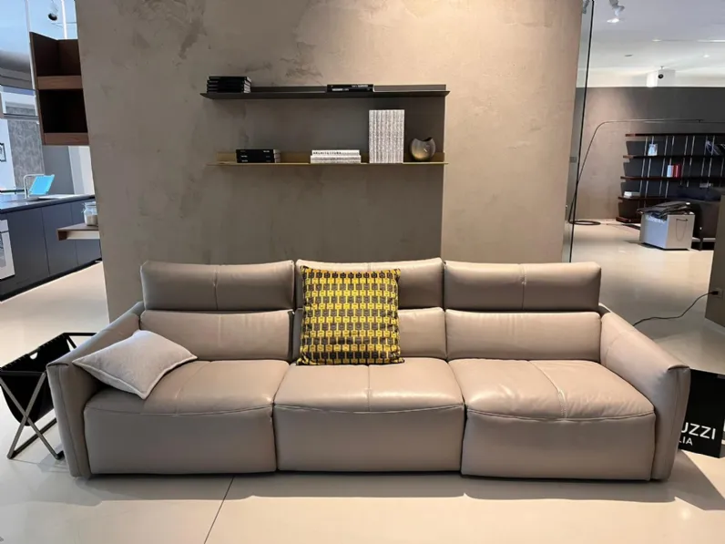 Divano relax in Pelle Natuzzi a prezzo scontato