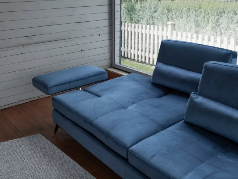 Divano da 4 posti modello Serena 2019 nanb di Nicoletti home scontato