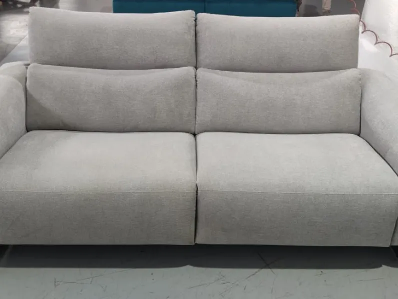 Divano in Tessuto stile design modello Tender scontato - 35%