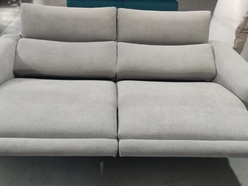 Divano in Tessuto stile design modello Tender scontato - 35%