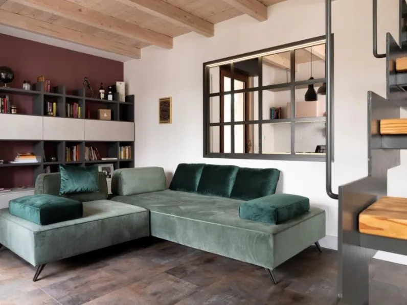 Divano da 4 posti modello Tres di Nicoletti home scontato
