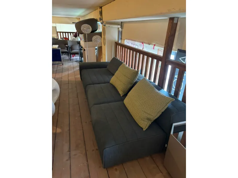 Divano Con penisola Samet Gervasoni a 4400 Euro