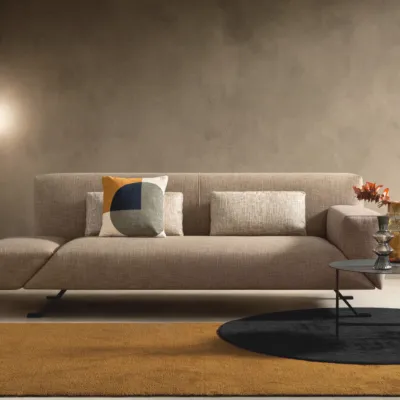 Divano moderno tessuto Spin di Samoa con sconto del - 30%