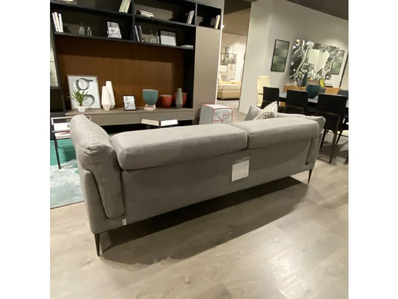 Divano tessuto in poliuretano  Calia in Offerta Outlet