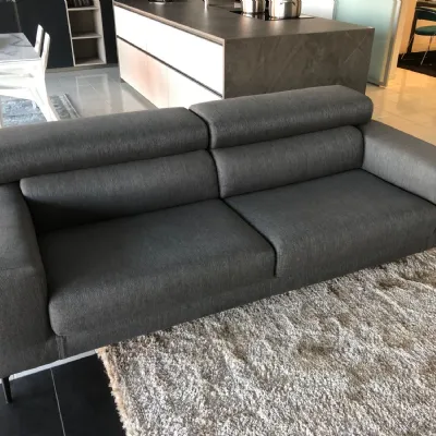 Divano design tessuto Fred di Felis con sconto del - 50%