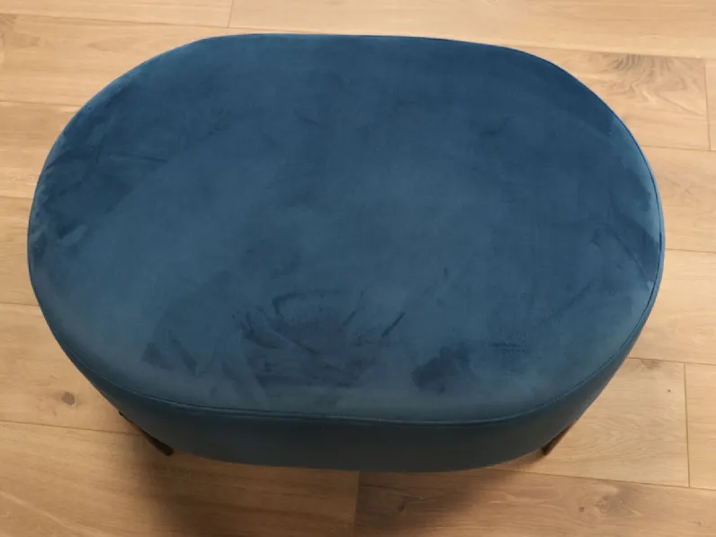Pouf in tessuto Timis a marchio Le comfort a prezzo scontato