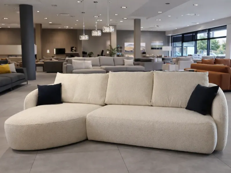 Divano design tessuto Togo di Le comfort con sconto del - 26%