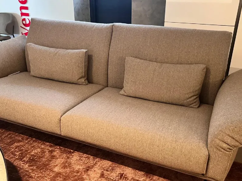 Divano Wing twils tessuto in poliuretano  Twils a prezzo Outlet