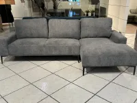 Divano Iseo di La casa moderna in stile moderno a prezzo scontato