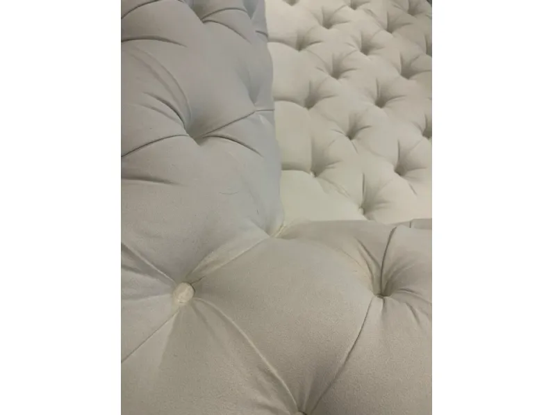 Divano in Tessuto stile classico modello Cv 200 divano otis - viluma  scontato - 59%