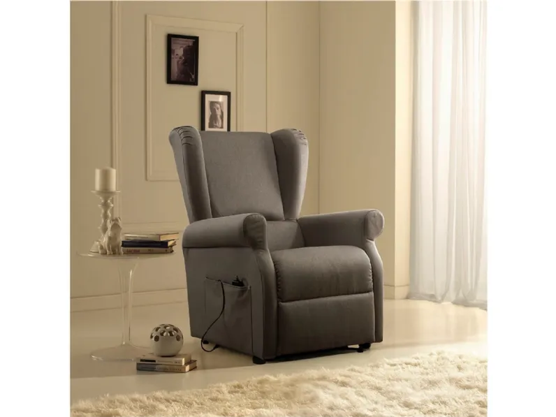 Poltrona Bergere con movimento relax a marchio Artigianale con uno sconto esclusivo