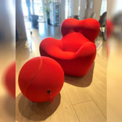 Poltroncina tessuto in poliuretano  B&b a prezzo scontato