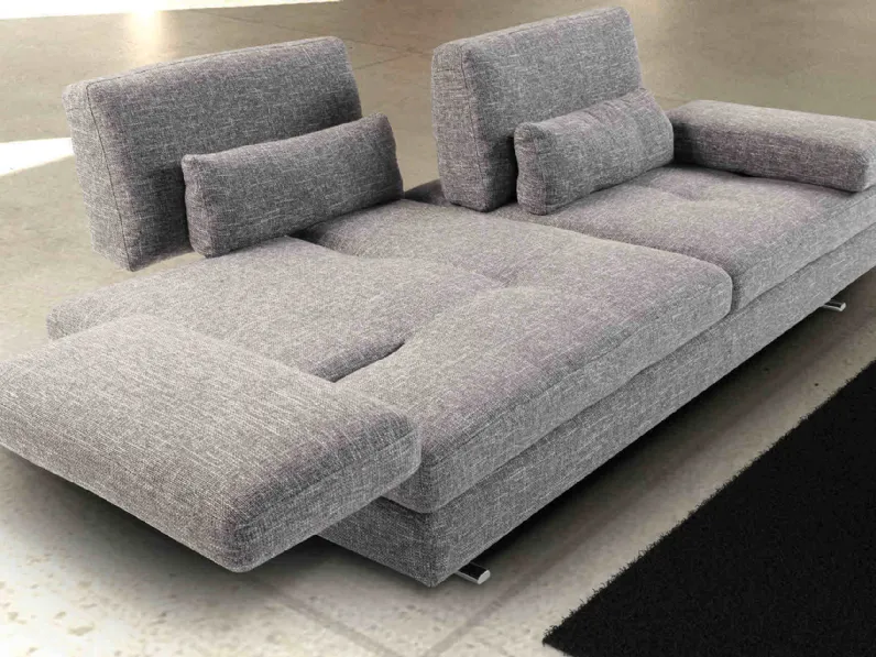 Divano design tessuto Serena di Nicoletti home con sconto del - 46%