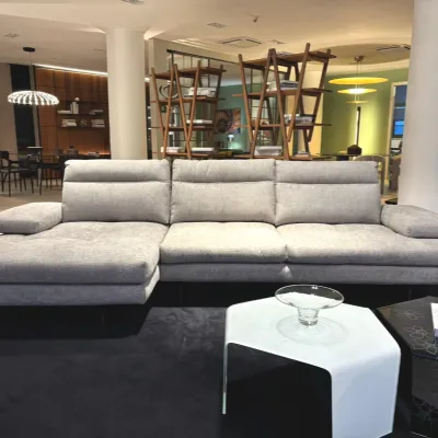 Richiedi ora il prezzo di questo divano Con penisola Toby wing di Calia 