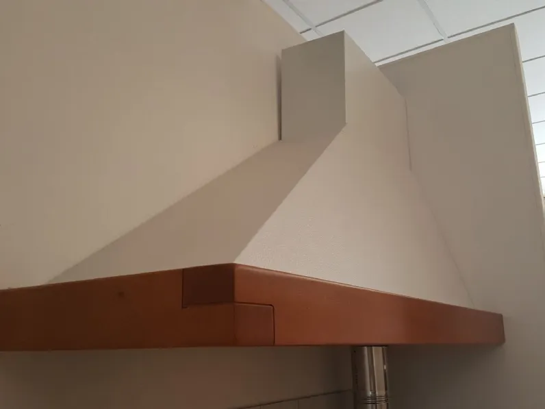 Cappa di qualit� Cappa trapezio con massello Faber cappe a prezzo ribassato