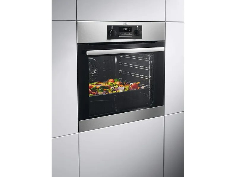 Innovativo forno Aeg Beb331010m  in Offerta Outlet