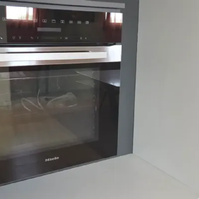 Forno modello Forno miele con vapore multifunzione  M�ele a prezzo scontato