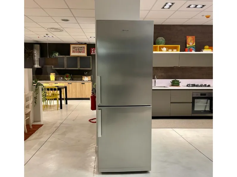 Frigorifero modello Frigo combinato Whirlpool in offerta
