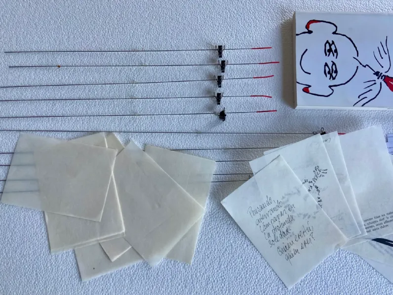 Da parete applique Ricambi originali ingo maurer ,lampada luccellino Ingo maurer con un ribasso esclusivo