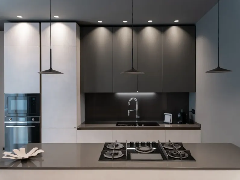 A sospensione stile Moderna Poe 8351 sospensione led Linea light in offerta outlet