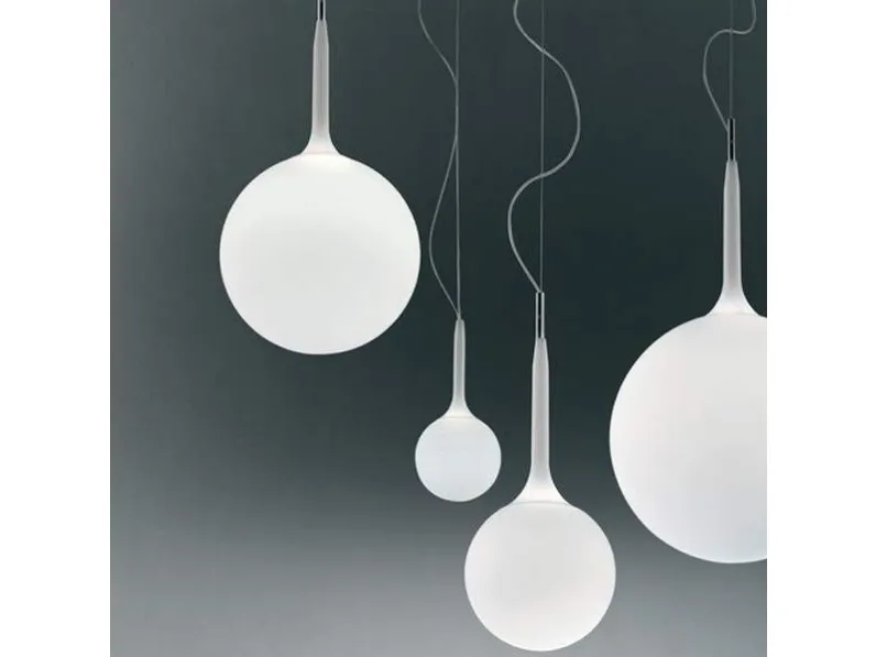 A sospensione Castore da 25 artemide  Artemide in Offerta Outlet 