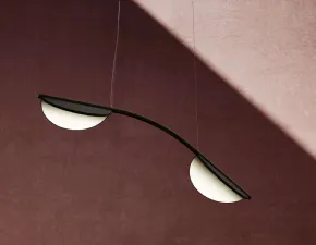 Lampada a sospensione stile Design Almendra Flos in offerta outlet