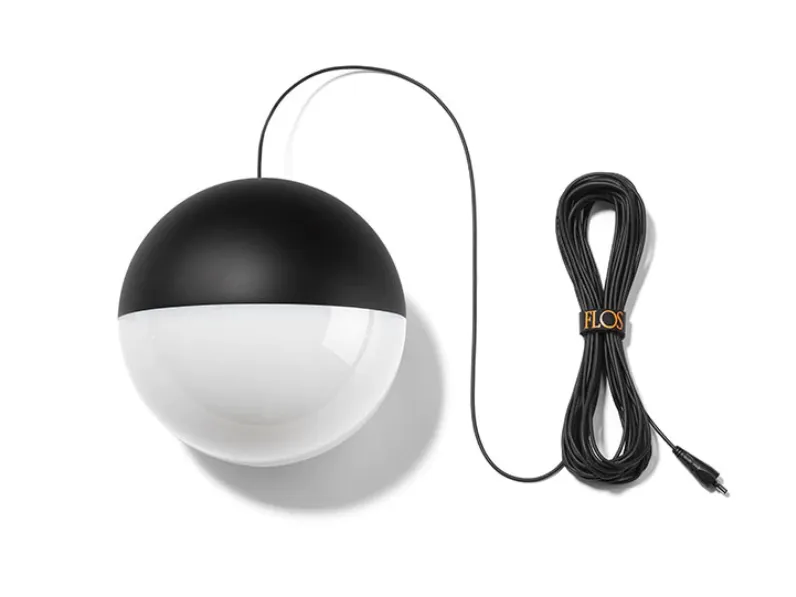 Lampada a sospensione stile Design String light  testa a sfera  cavo 12mt Flos in offerta