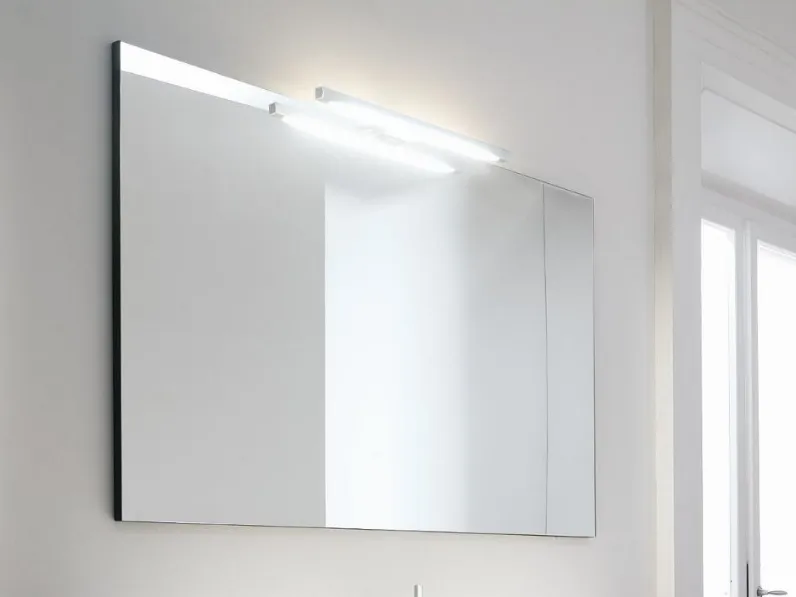 Scopri l'Offerta Outlet sulla Lampada Yumi di Arlexitalia! Metallo e specchio per un design unico.