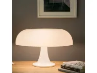 Da tavolo Nesso  lampada da tavolo  Artemide in Offerta Outlet 