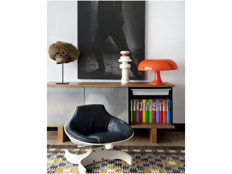 Da tavolo Nesso  lampada da tavolo  Artemide in Offerta Outlet 
