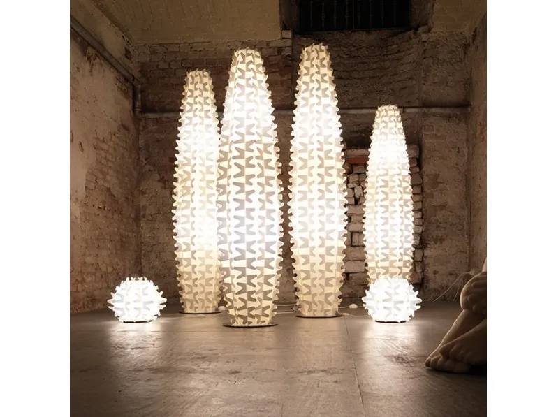 Lampada da terra Cactus prisma floor lamp xl  Slamp a prezzo scontato 