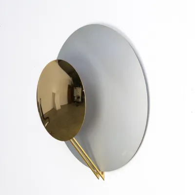Da parete applique Collezione esclusiva Vega oro tre ci luce stile Moderna a prezzi convenienti