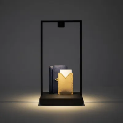 Da tavolo stile Moderna Curiosity 36 lampada da tavolo led  artemide Collezione esclusiva a prezzi convenienti