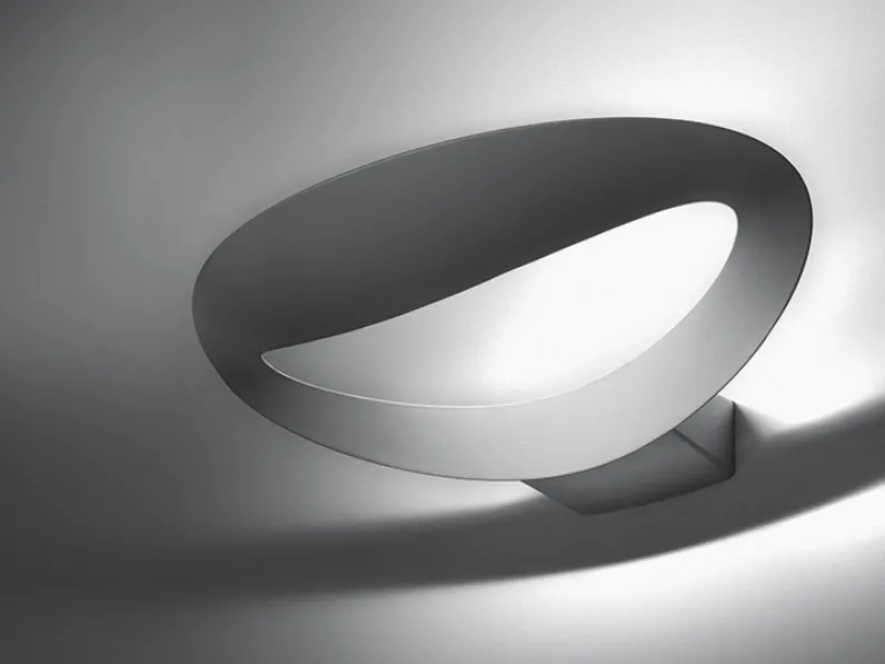Lampada da parete stile Design Lampada mesmeri led Artemide in offerta